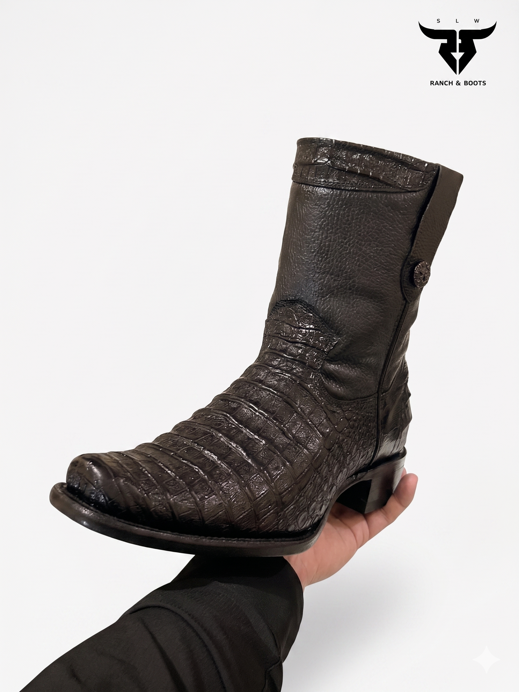 Botas en piel de cocodrilo